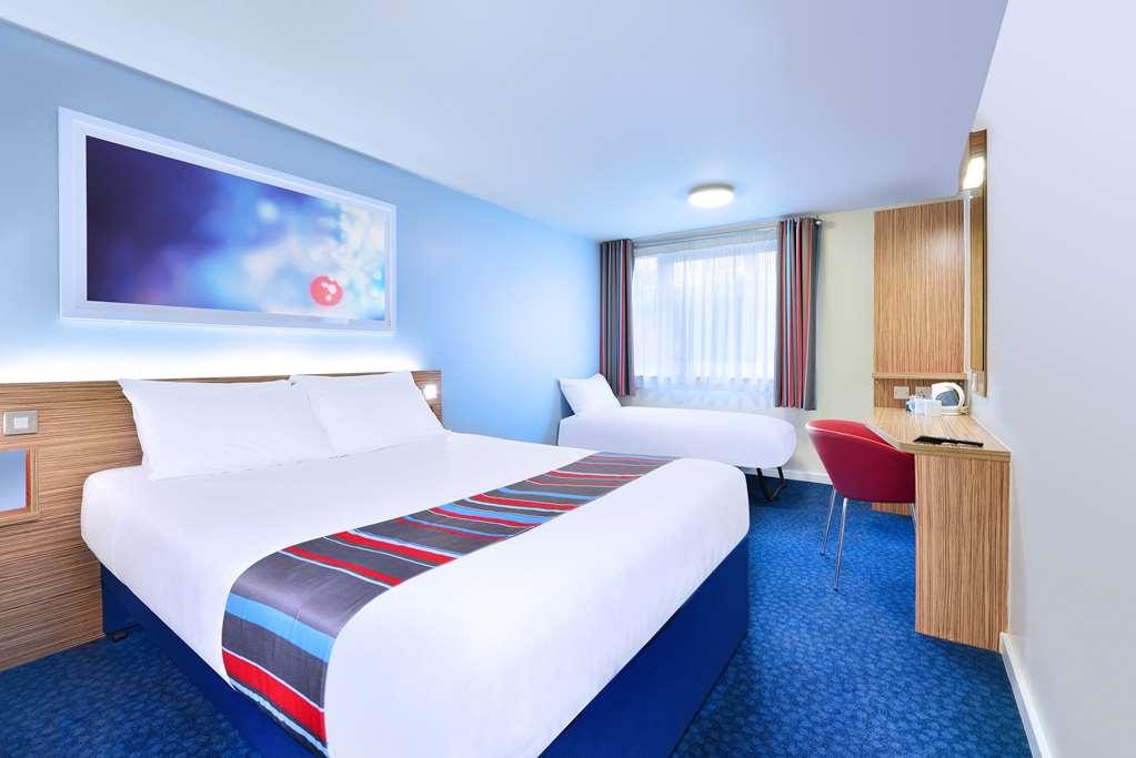 Travelodge Clacton On Sea Central Номер фото